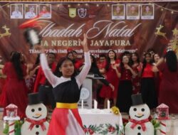 Rayakan Natal, SMAN 4 Jayapura Berbagi Kasih dengan Siswa, Guru dan Panti Asuhan